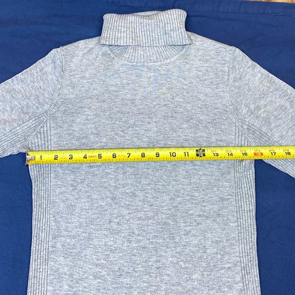 EXPRESS Classy Long Sleeve Shirt Heathered Grey Button Detail Turtleneck - Picture 9 of 12